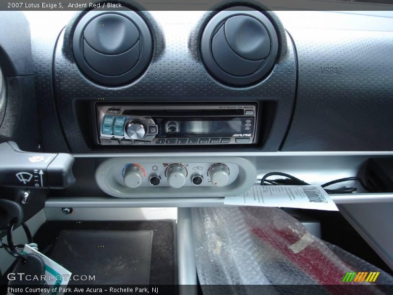 Controls of 2007 Exige S