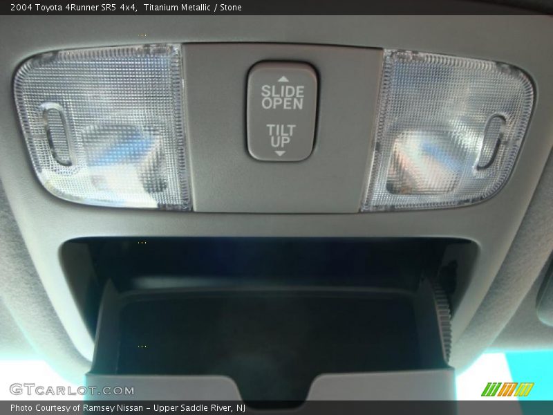Titanium Metallic / Stone 2004 Toyota 4Runner SR5 4x4