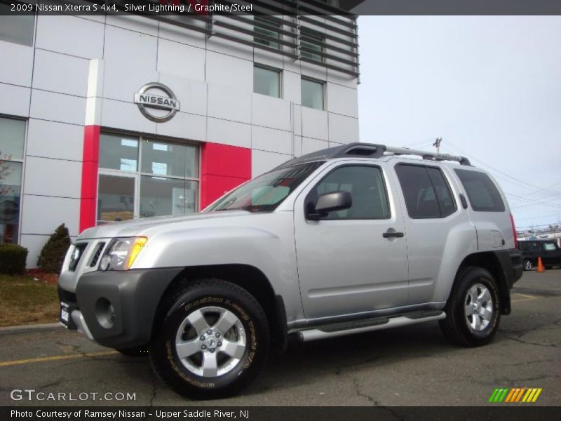 Silver Lightning / Graphite/Steel 2009 Nissan Xterra S 4x4