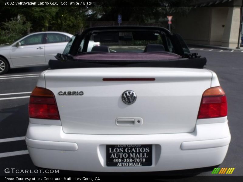Cool White / Black 2002 Volkswagen Cabrio GLX