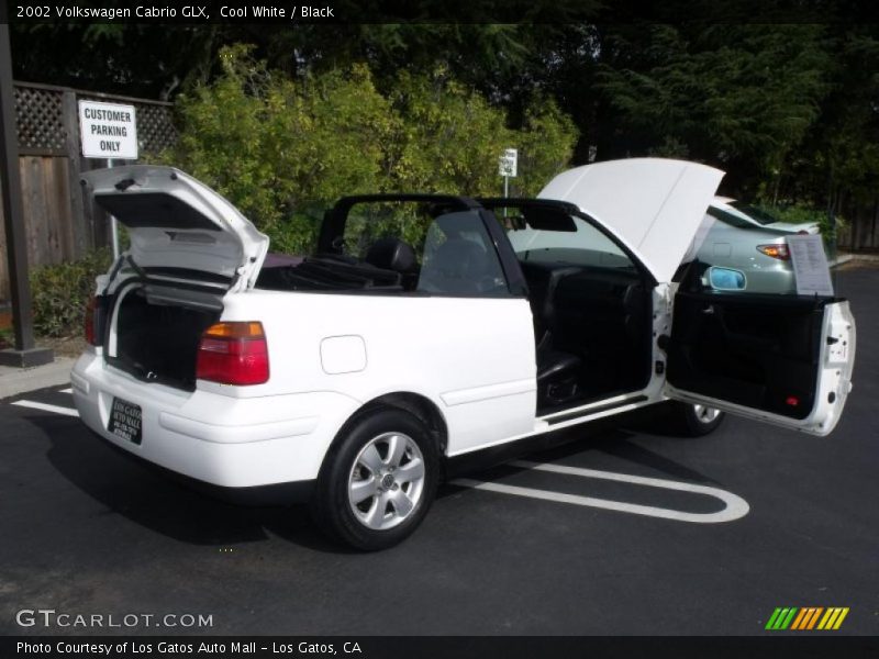 Cool White / Black 2002 Volkswagen Cabrio GLX