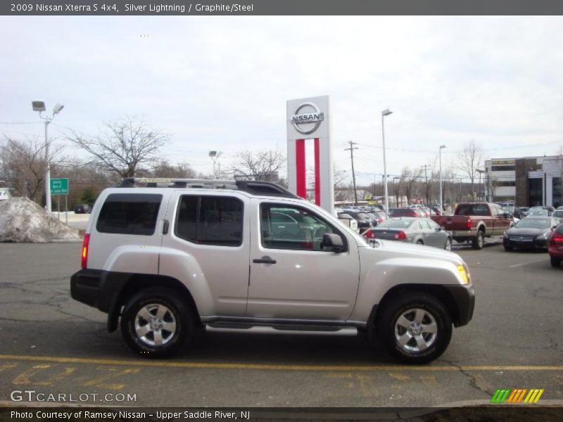 Silver Lightning / Graphite/Steel 2009 Nissan Xterra S 4x4