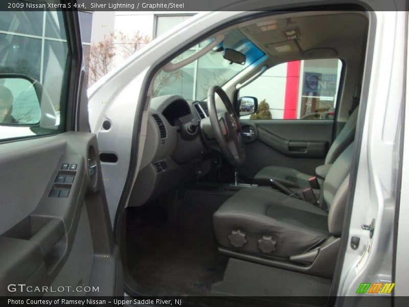 Silver Lightning / Graphite/Steel 2009 Nissan Xterra S 4x4