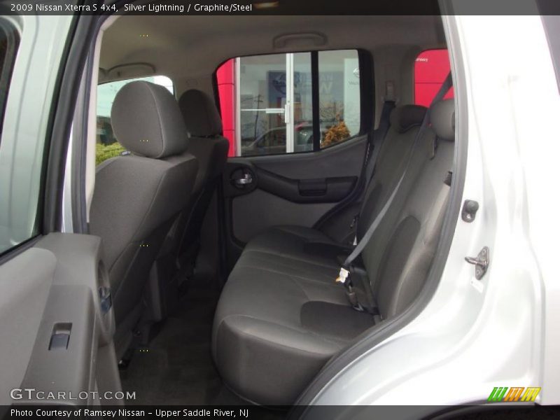 Silver Lightning / Graphite/Steel 2009 Nissan Xterra S 4x4