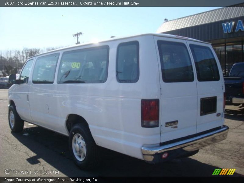 Oxford White / Medium Flint Grey 2007 Ford E Series Van E250 Passenger