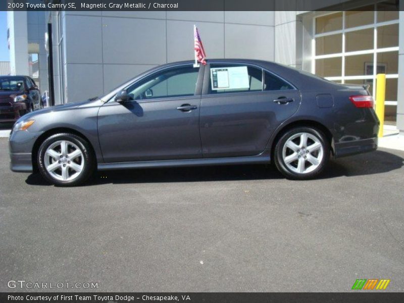 Magnetic Gray Metallic / Charcoal 2009 Toyota Camry SE