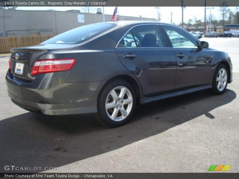 Magnetic Gray Metallic / Charcoal 2009 Toyota Camry SE