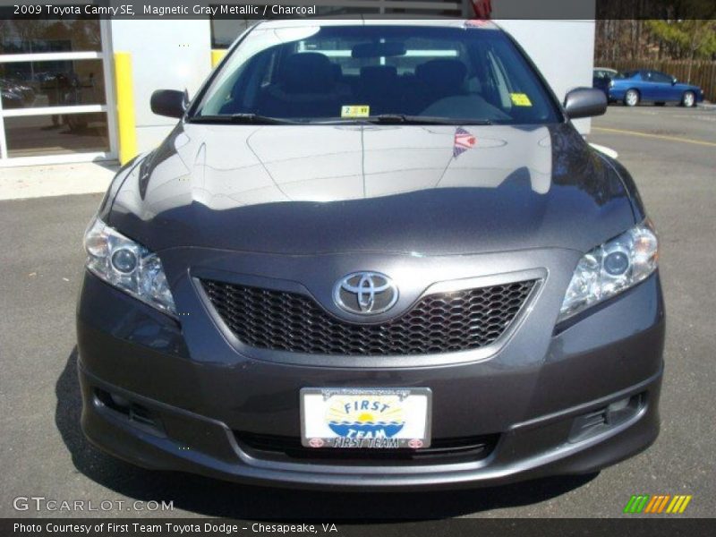 Magnetic Gray Metallic / Charcoal 2009 Toyota Camry SE