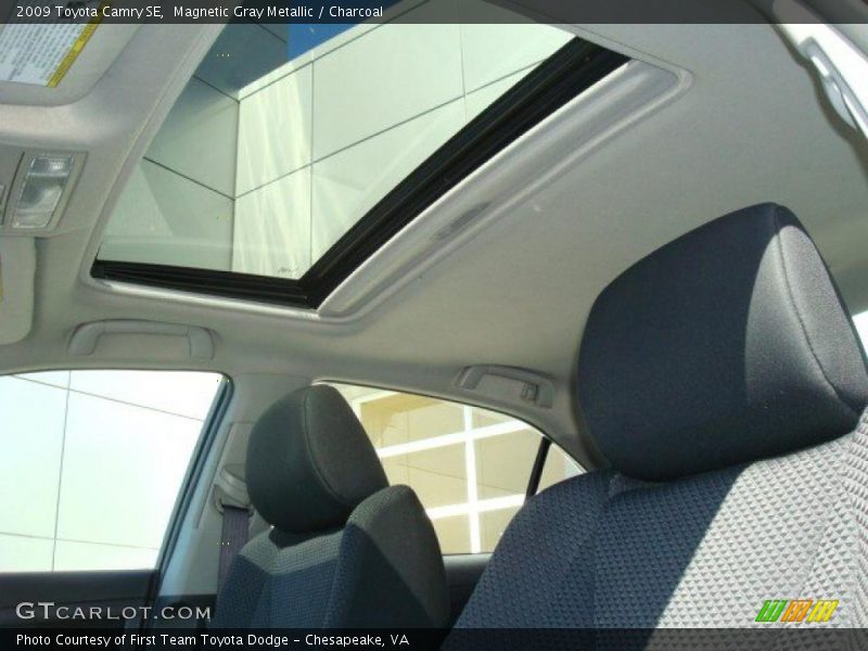 Magnetic Gray Metallic / Charcoal 2009 Toyota Camry SE