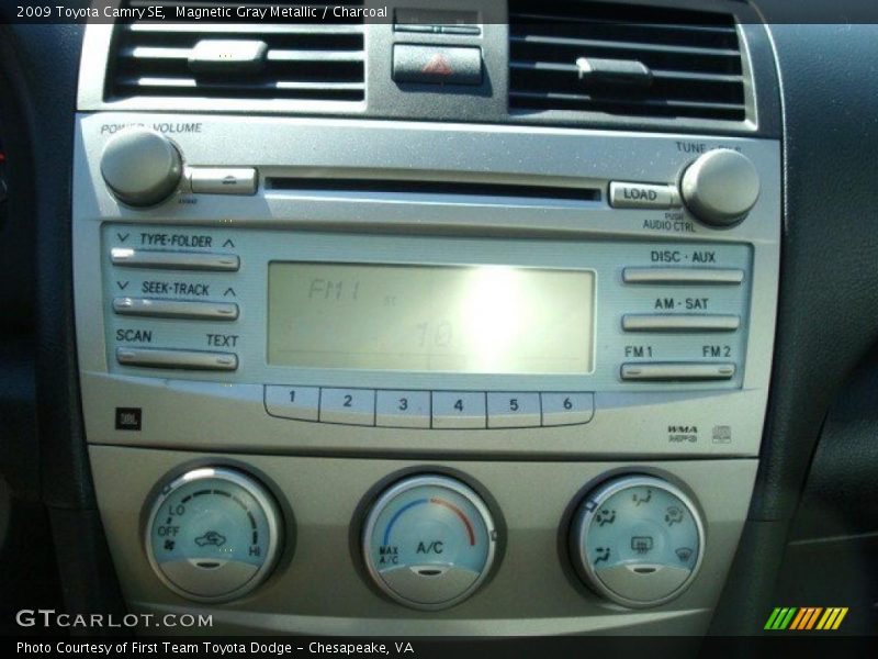 Magnetic Gray Metallic / Charcoal 2009 Toyota Camry SE