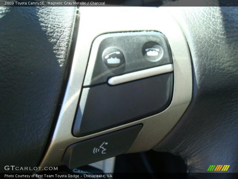 Magnetic Gray Metallic / Charcoal 2009 Toyota Camry SE