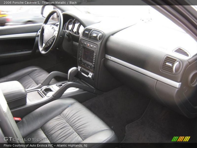 Titanium Metallic / Black 2006 Porsche Cayenne S