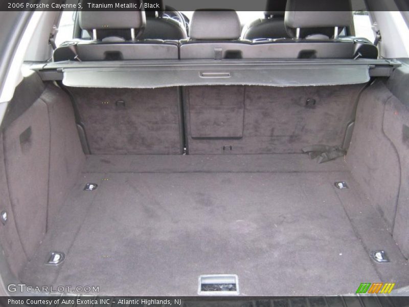 Titanium Metallic / Black 2006 Porsche Cayenne S