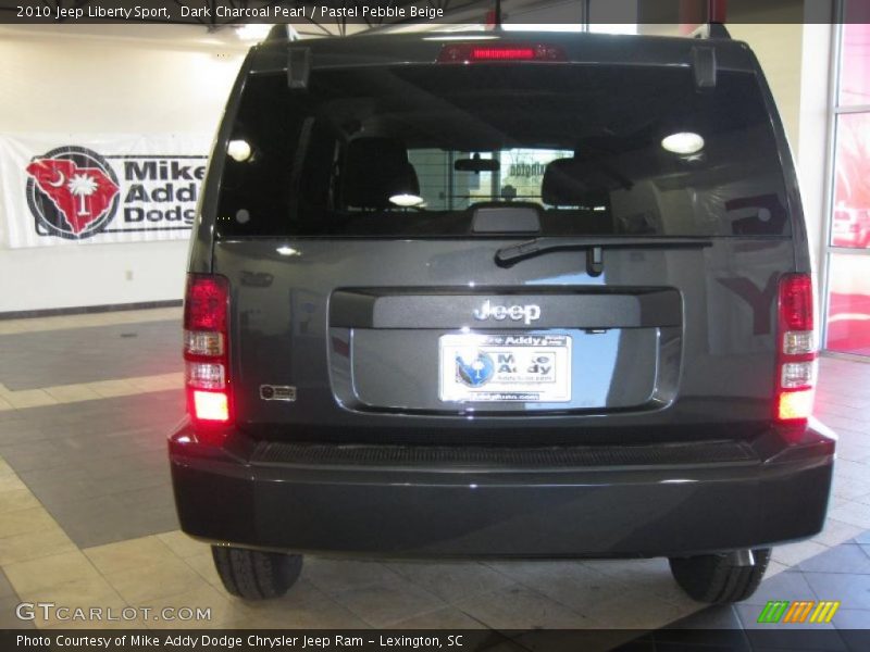 Dark Charcoal Pearl / Pastel Pebble Beige 2010 Jeep Liberty Sport