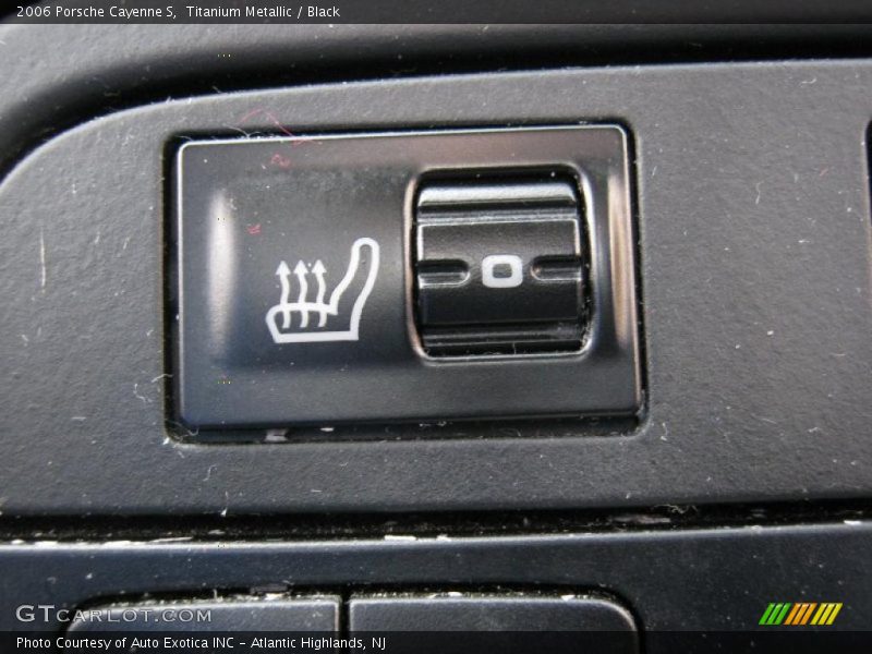 Titanium Metallic / Black 2006 Porsche Cayenne S