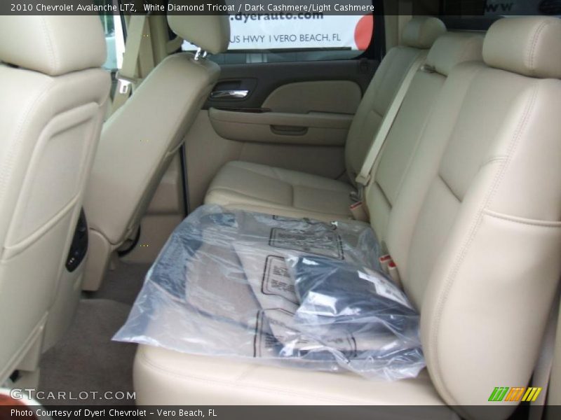 White Diamond Tricoat / Dark Cashmere/Light Cashmere 2010 Chevrolet Avalanche LTZ