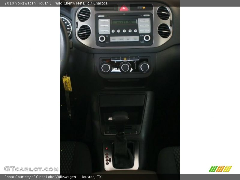 Wild Cherry Metallic / Charcoal 2010 Volkswagen Tiguan S