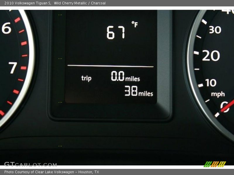 Wild Cherry Metallic / Charcoal 2010 Volkswagen Tiguan S