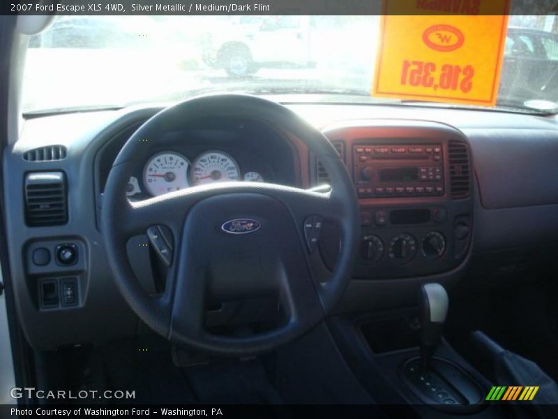 Silver Metallic / Medium/Dark Flint 2007 Ford Escape XLS 4WD