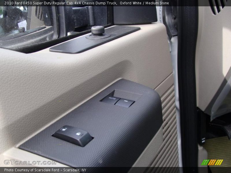 Oxford White / Medium Stone 2010 Ford F450 Super Duty Regular Cab 4x4 Chassis Dump Truck