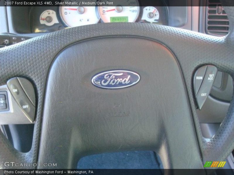 Silver Metallic / Medium/Dark Flint 2007 Ford Escape XLS 4WD