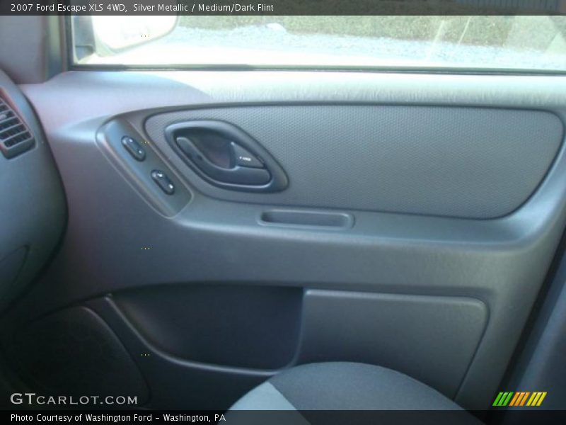 Silver Metallic / Medium/Dark Flint 2007 Ford Escape XLS 4WD