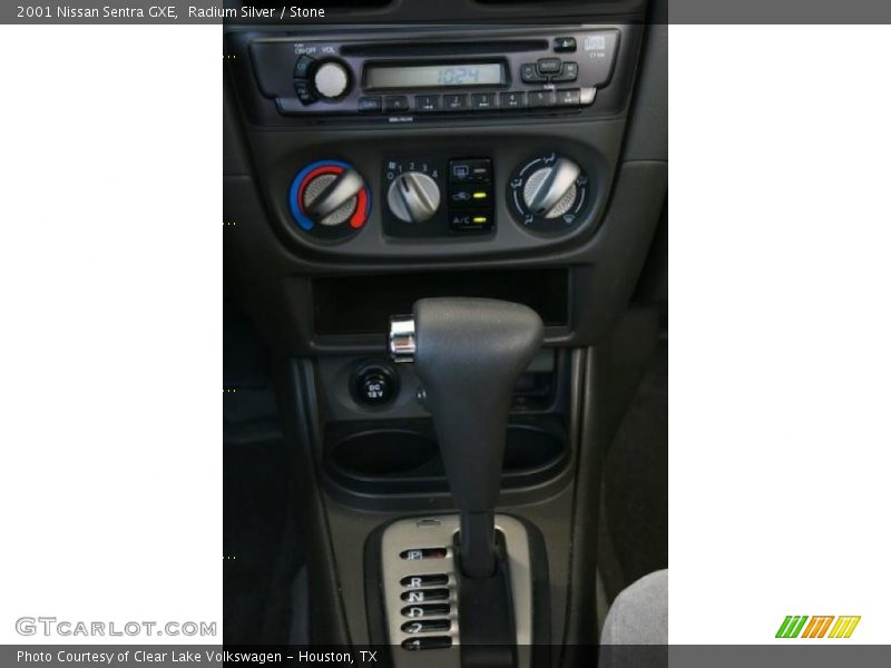 Radium Silver / Stone 2001 Nissan Sentra GXE