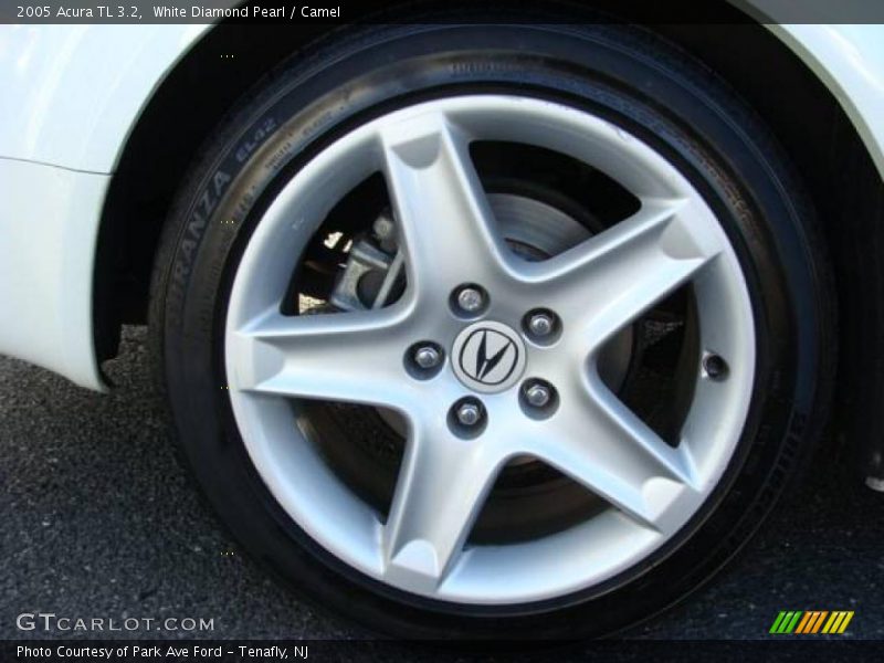 White Diamond Pearl / Camel 2005 Acura TL 3.2