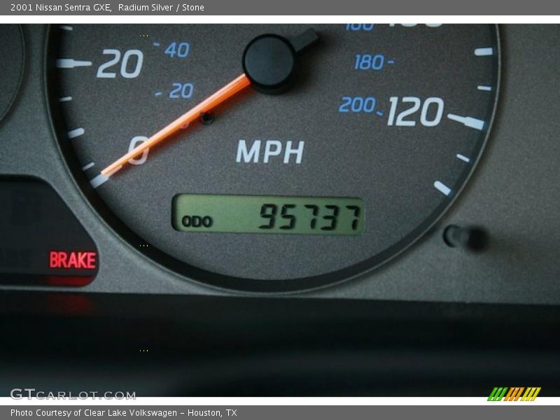 Radium Silver / Stone 2001 Nissan Sentra GXE