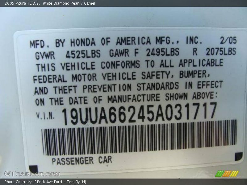 White Diamond Pearl / Camel 2005 Acura TL 3.2