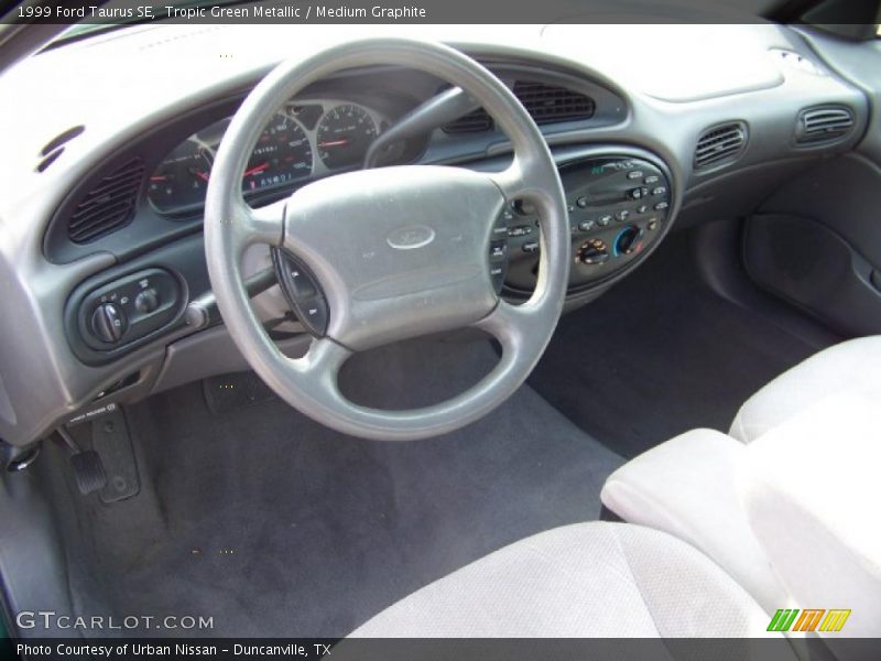 Tropic Green Metallic / Medium Graphite 1999 Ford Taurus SE