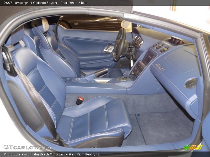  2007 Gallardo Spyder Blue Interior