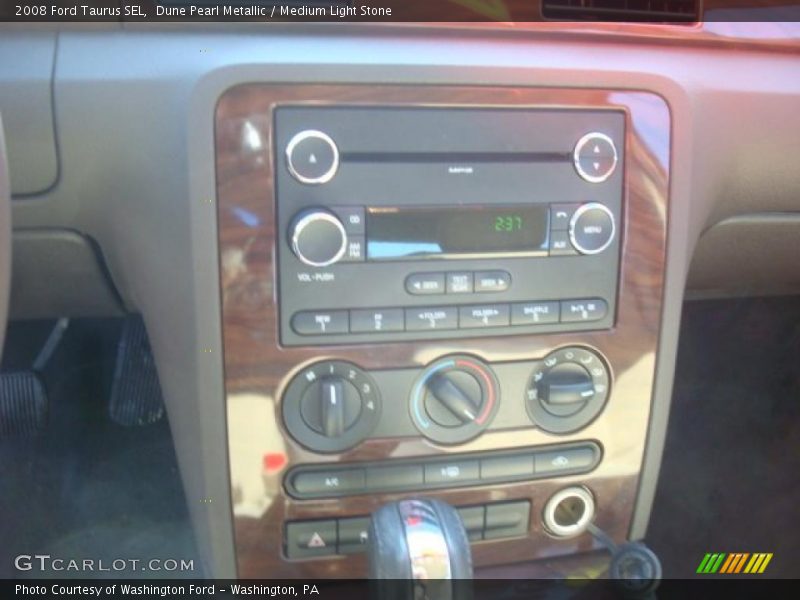 Dune Pearl Metallic / Medium Light Stone 2008 Ford Taurus SEL
