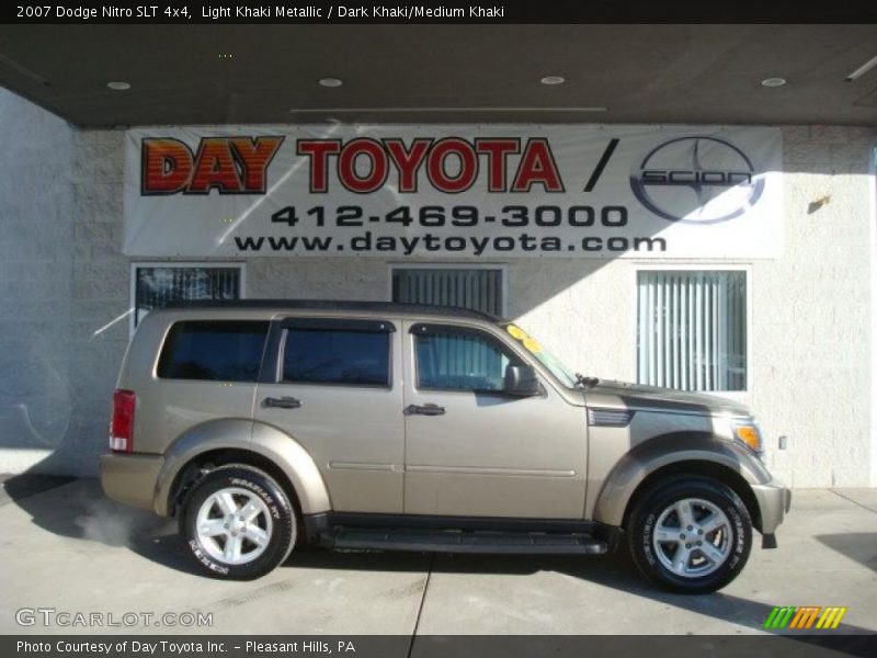 Light Khaki Metallic / Dark Khaki/Medium Khaki 2007 Dodge Nitro SLT 4x4