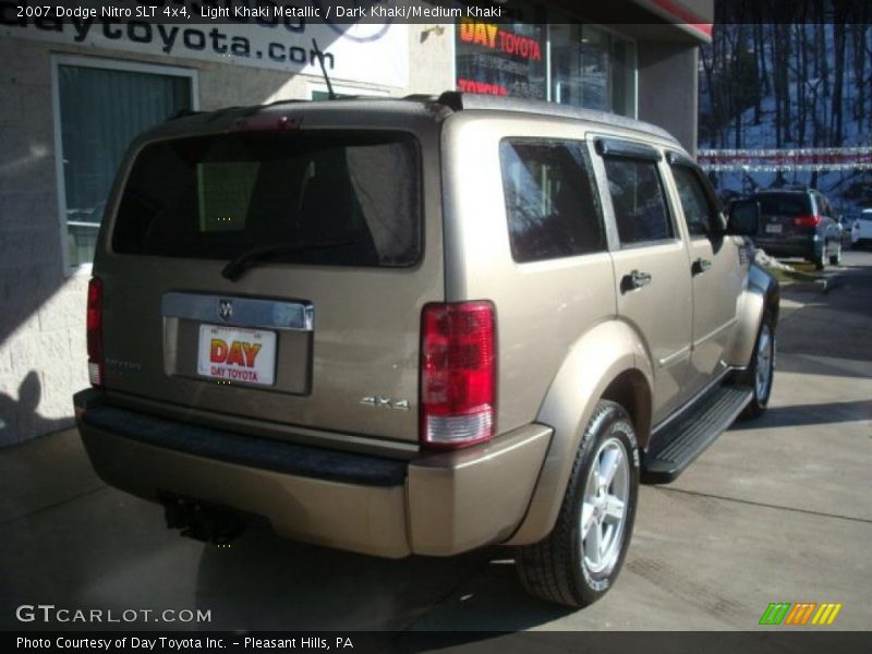 Light Khaki Metallic / Dark Khaki/Medium Khaki 2007 Dodge Nitro SLT 4x4