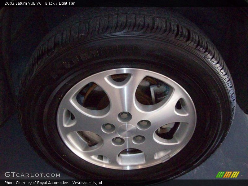Black / Light Tan 2003 Saturn VUE V6