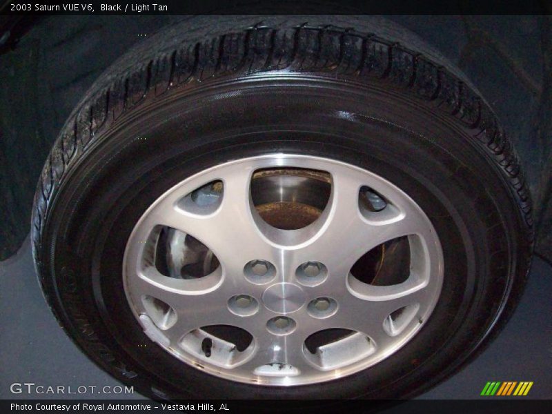Black / Light Tan 2003 Saturn VUE V6