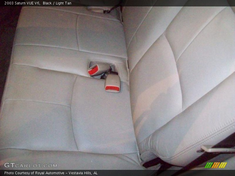 Black / Light Tan 2003 Saturn VUE V6