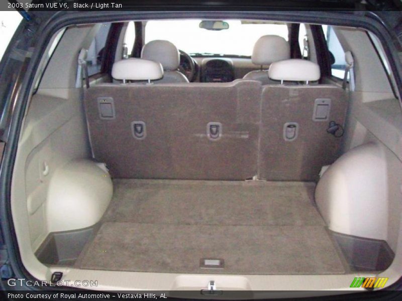 Black / Light Tan 2003 Saturn VUE V6