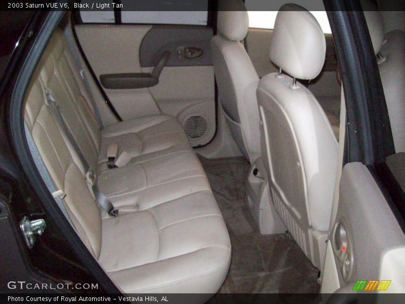 Black / Light Tan 2003 Saturn VUE V6