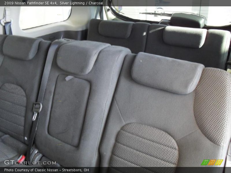 Silver Lightning / Charcoal 2009 Nissan Pathfinder SE 4x4