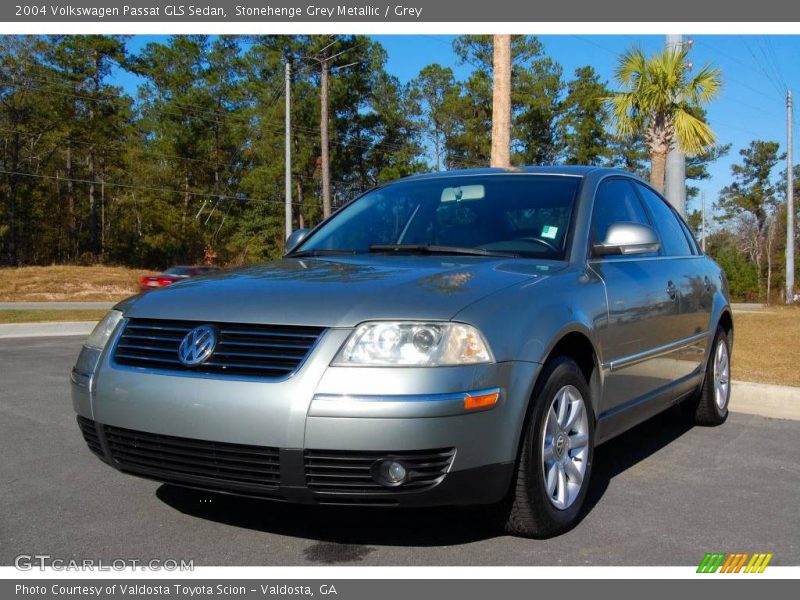 Stonehenge Grey Metallic / Grey 2004 Volkswagen Passat GLS Sedan