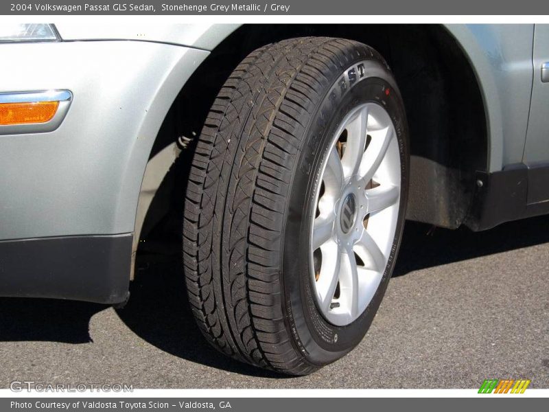 Stonehenge Grey Metallic / Grey 2004 Volkswagen Passat GLS Sedan