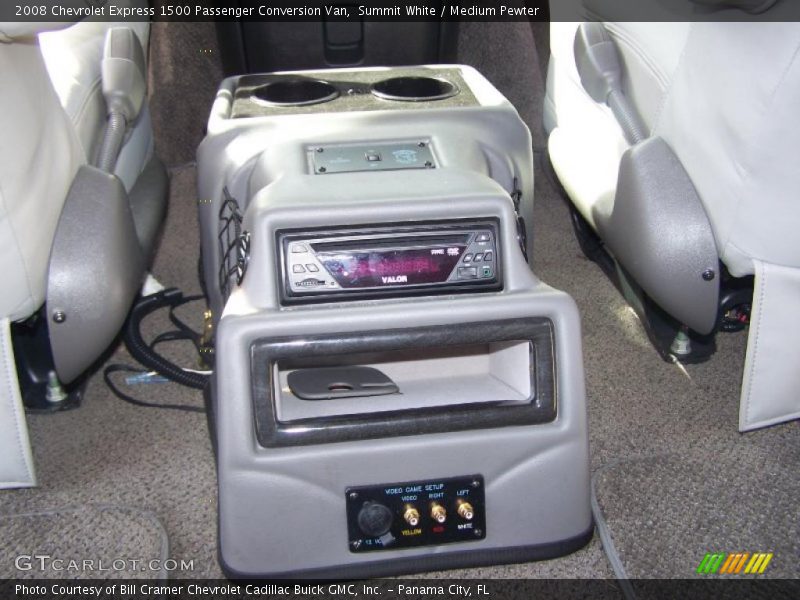 Summit White / Medium Pewter 2008 Chevrolet Express 1500 Passenger Conversion Van