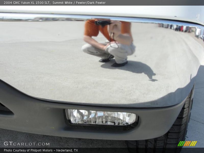 Summit White / Pewter/Dark Pewter 2004 GMC Yukon XL 1500 SLT