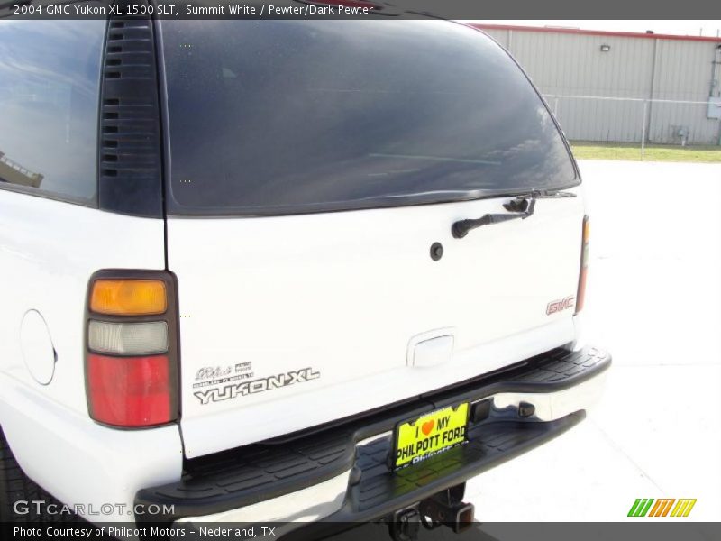 Summit White / Pewter/Dark Pewter 2004 GMC Yukon XL 1500 SLT