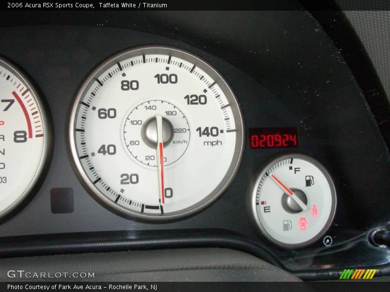 Taffeta White / Titanium 2006 Acura RSX Sports Coupe