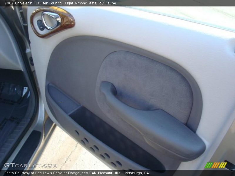 Light Almond Metallic / Taupe 2002 Chrysler PT Cruiser Touring