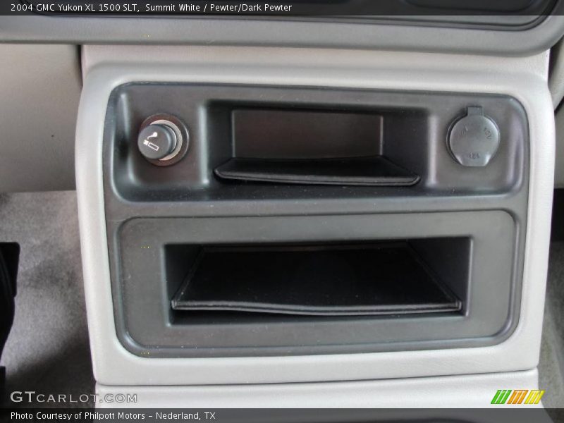 Summit White / Pewter/Dark Pewter 2004 GMC Yukon XL 1500 SLT