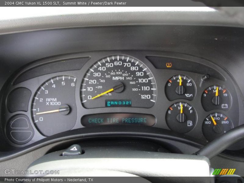 Summit White / Pewter/Dark Pewter 2004 GMC Yukon XL 1500 SLT